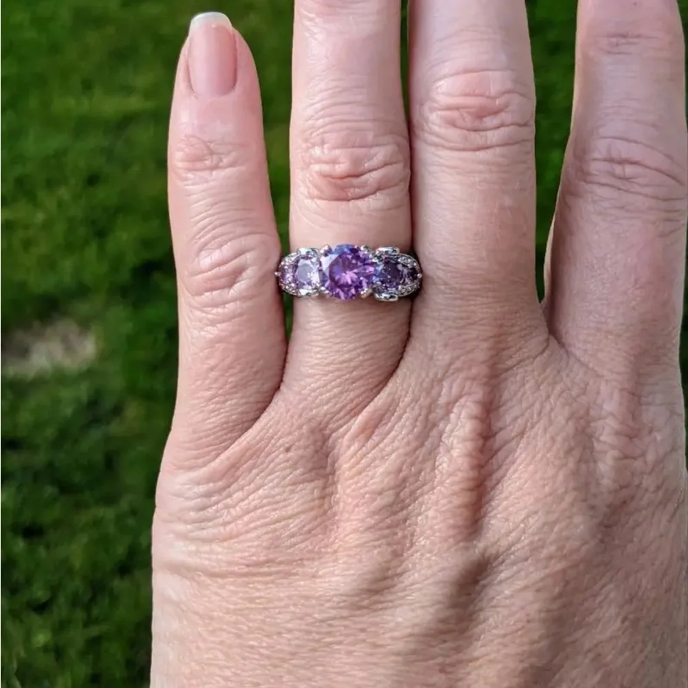 Elegant Purple Amethyst CZ Moissanite Silver Engagement Band Ring - Size 7 or 8